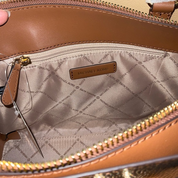 FINAL PRICE‼️ NWT Michael Kors Reed Leather Belted Large Satchel - Picture 10 of 16